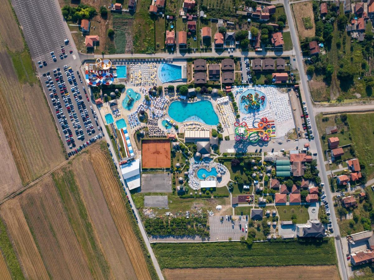 S Club Resort Hotel Aqua Park And Spa Belgrád Kültér fotó