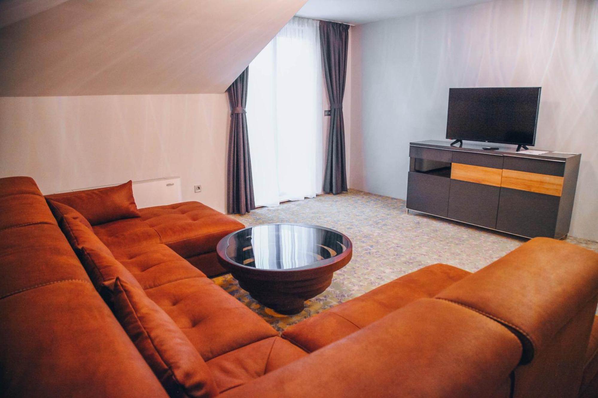 S Club Resort Hotel Aqua Park And Spa Belgrád Kültér fotó